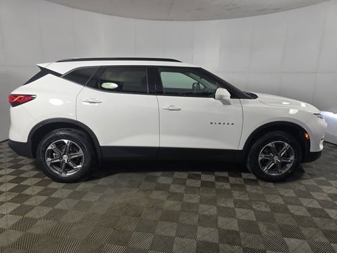 Used 2024 Chevrolet Blazer LT w/ Convenience Package image 4