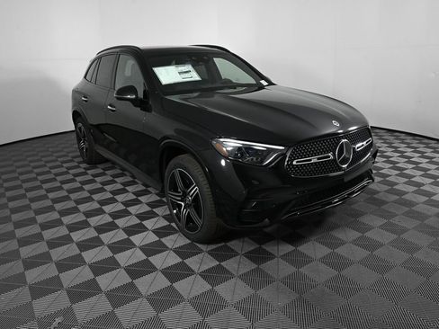New 2026 Mercedes-Benz GLB 250 image 24