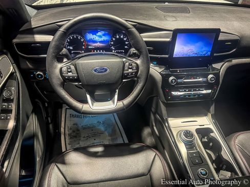 Used 2022 Ford Explorer ST-Line w/ Class IV Trailer Tow Package image 18