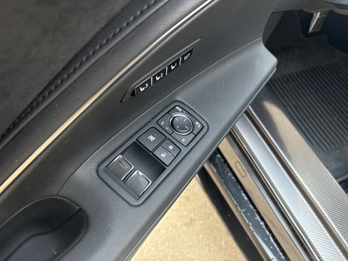 Used 2022 Lexus LC 500 Coupe w/ Sport Package RWD image 15