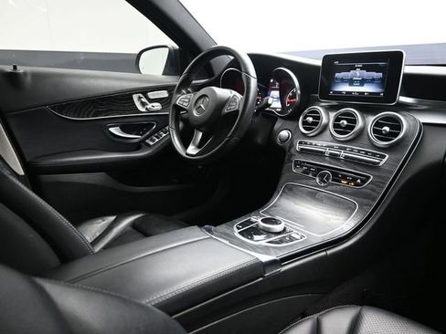 Used 2018 Mercedes-Benz C 300 Sedan w/ Premium Package image 21