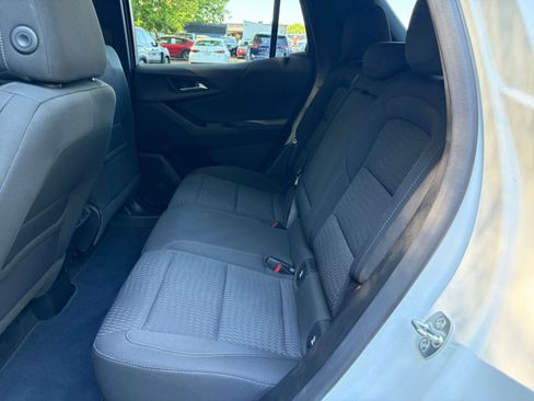 Used 2025 Chevrolet Equinox LT FWD image 27