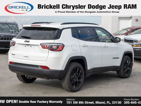 New 2026 Jeep Compass Latitude image 5