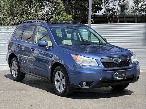 Used 2015 Subaru Forester 2.5i Limited AWD/4WD image 8
