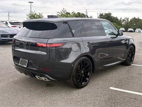 New 2025 Land Rover Range Rover Sport Dynamic SE image 6