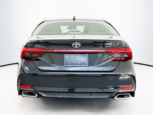 Used 2019 Toyota Avalon XLE image 7