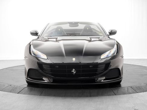 Used 2023 Ferrari Portofino M RWD image 2
