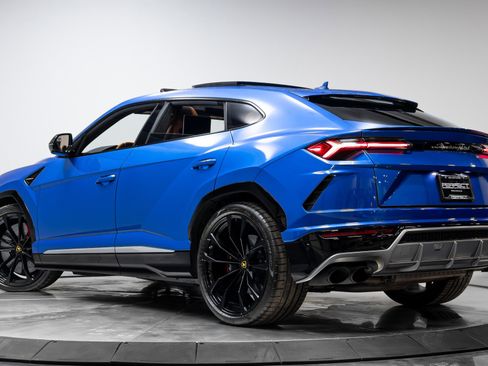 Used 2019 Lamborghini Urus image 55