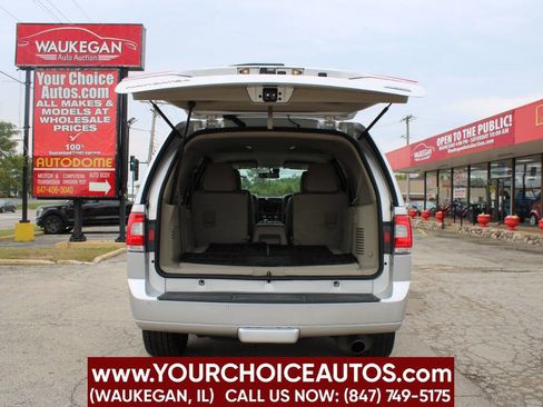 Used 2015 Lincoln Navigator 4WD image 15
