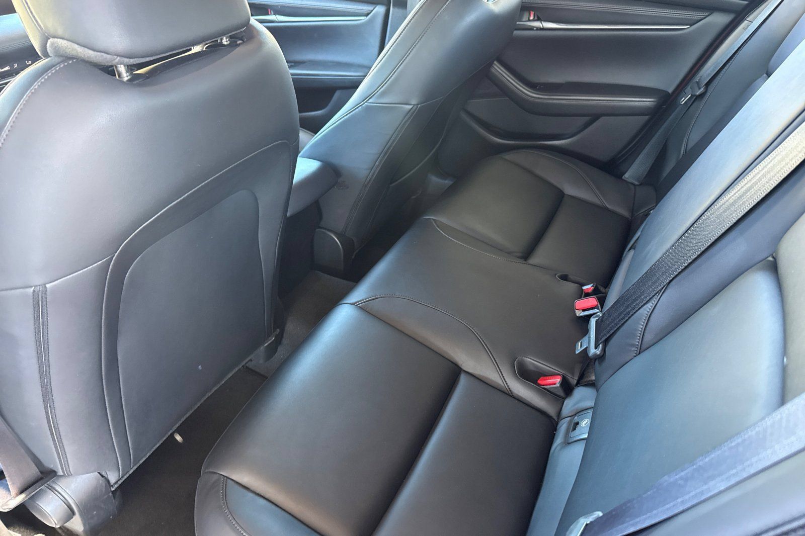 Used 2024 MAZDA MAZDA3 s FWD image 6