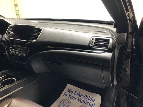 Used 2024 Honda Ridgeline Black Edition image 13