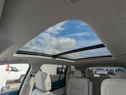 New 2026 Buick Enclave Avenir image 25