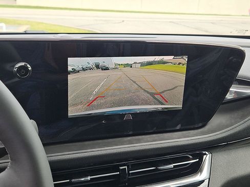 New 2026 Buick Envista Sport Touring w/ Convenience I Package FWD image 27