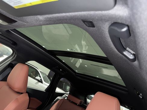 New 2026 BMW X1 xDrive28i w/ Technology Package image 23