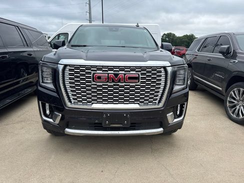 Used 2023 GMC Yukon Denali RWD image 1