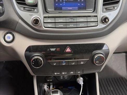 Used 2017 Hyundai Tucson Sport FWD image 8