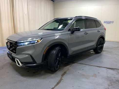 Used 2023 Honda CR-V Sport Touring image 7