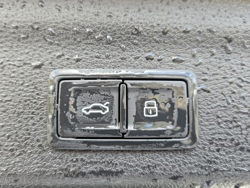 Used 2025 Audi Q3 2.0T Premium w/ Convenience Package image 18