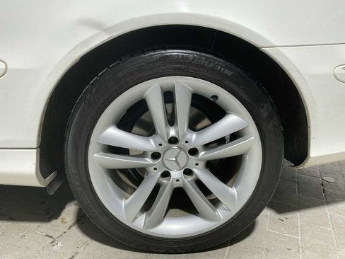 Used 2006 Mercedes-Benz CLK 350 Coupe image 8