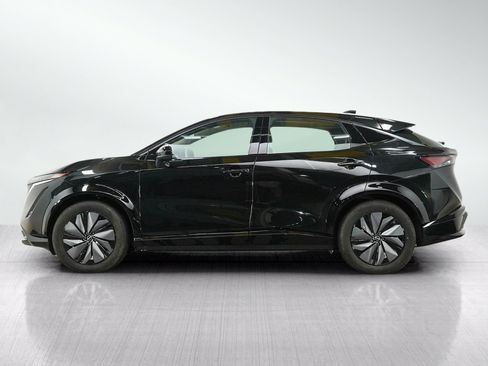 Used 2024 Nissan Ariya AWD image 2
