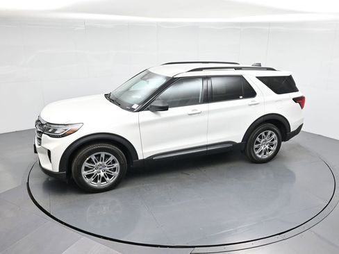 New 2025 Ford Explorer Active w/ Active Comfort Package image 42