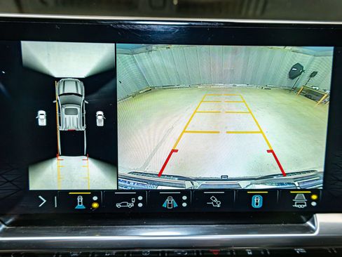 Used 2022 GMC Sierra 1500 Elevation w/ Elevation Premium Package image 20