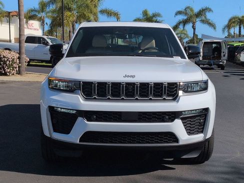 New 2026 Jeep Grand Cherokee Limited image 2