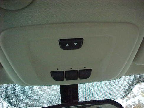 Used 2009 Chevrolet Impala LT w/ Luxury Edition Package image 32