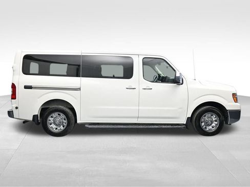 Used 2016 Nissan NV 3500 SL RWD image 6