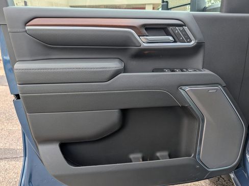 New 2026 GMC Sierra 3500 Denali w/ Denali Reserve Package AWD/4WD image 40