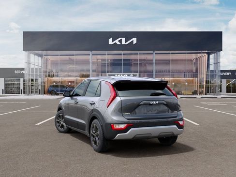 New 2026 Kia Niro LX FWD image 4