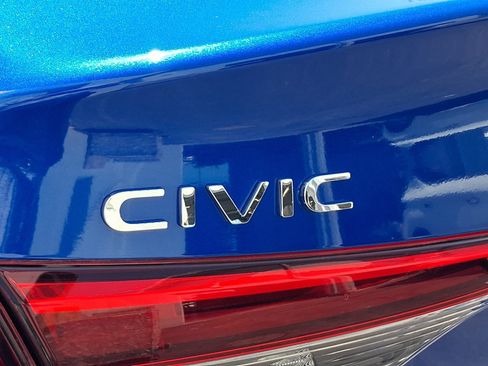 Used 2023 Honda Civic EX image 24