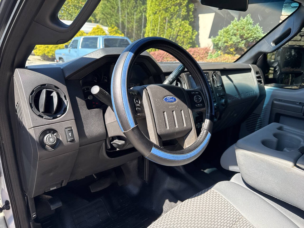 Used 2015 Ford F250 XL w/ Power Equipment Group RWD image 10