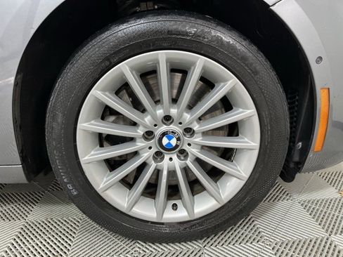 Used 2011 BMW 550i Gran Turismo xDrive image 24