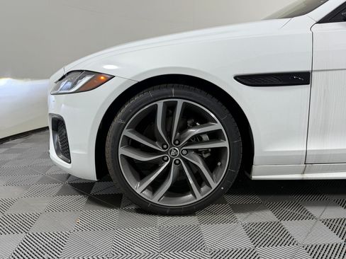 Used 2024 Jaguar XF R-Dynamic SE AWD/4WD image 11