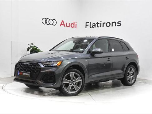 Certified 2025 Audi Q5 2.0T Premium w/ Convenience Plus Package image 15