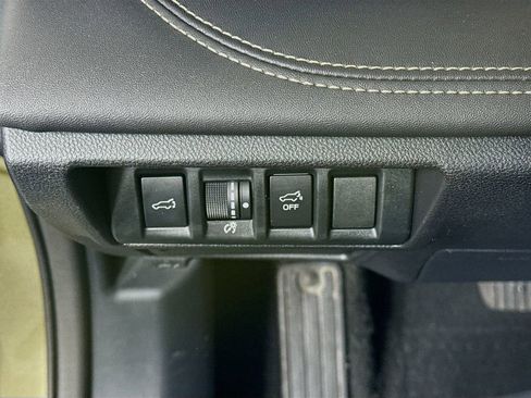 Certified 2023 Subaru Outback Limited image 20