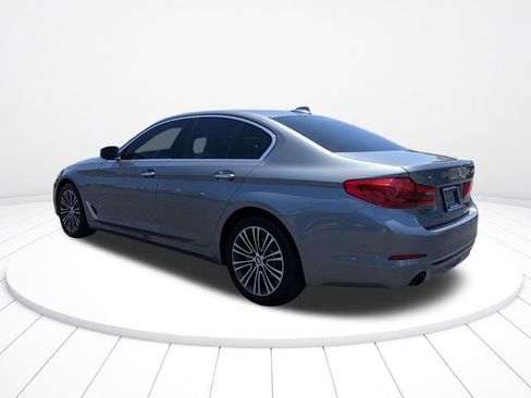 Used 2017 BMW 530i xDrive w/ Premium Package AWD/4WD image 5