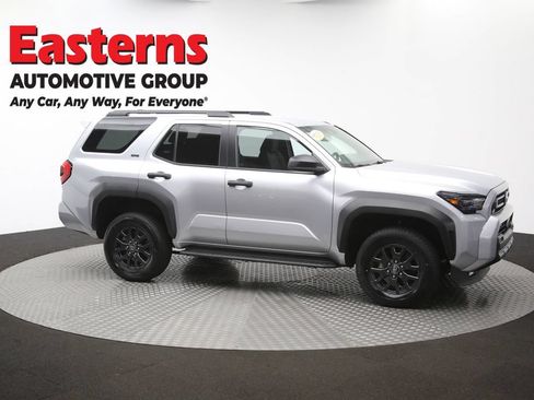 Used 2025 Toyota 4Runner SR5 AWD/4WD image 46