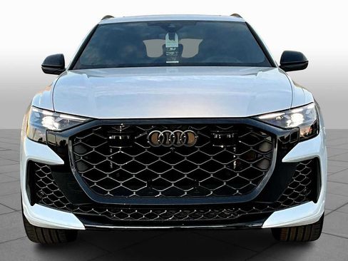 New 2026 Audi RS Q8 performance image 3