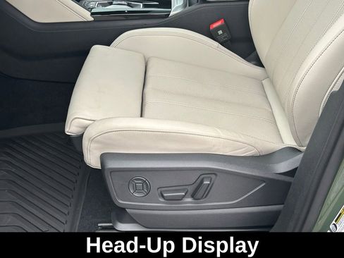 Used 2025 Audi Q5 Premium Plus w/ Premium Plus AWD/4WD image 17