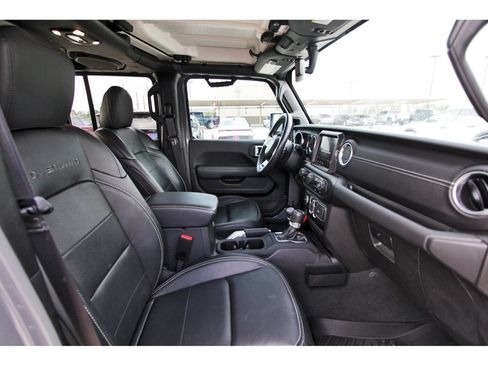 Used 2022 Jeep Gladiator Overland w/ Popular Equipment Package AWD/4WD image 27