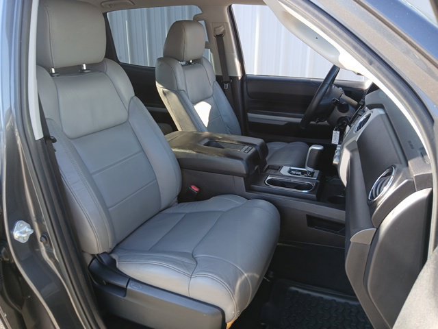 Used 2021 Toyota Tundra SR5 w/ SR5 Leather Package AWD/4WD image 28