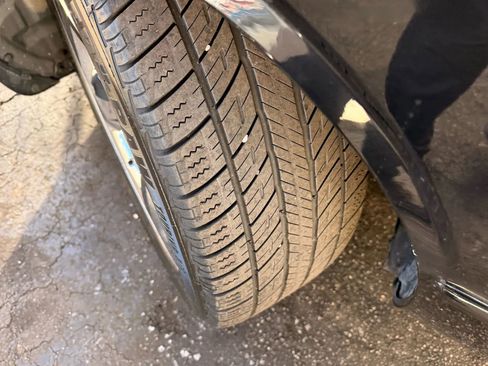 Used 2009 Dodge Challenger R/T image 41