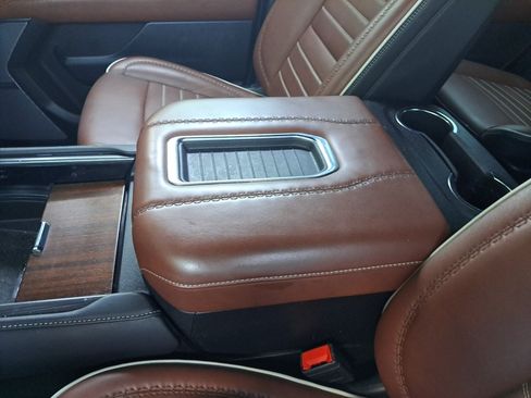 Used 2024 GMC Yukon Denali Ultimate AWD/4WD image 28