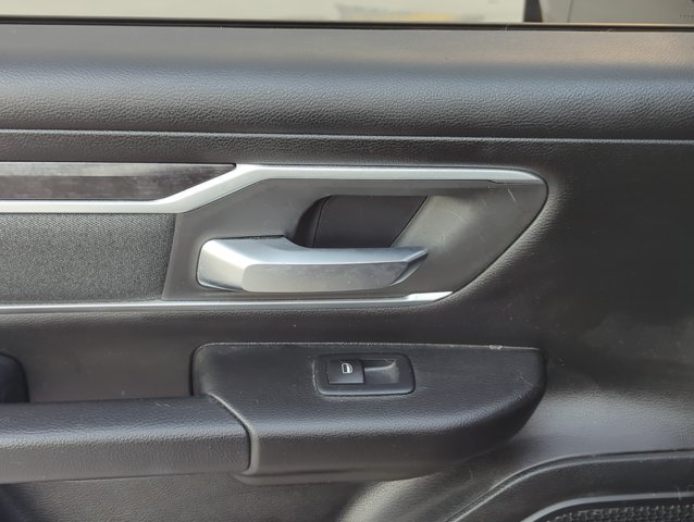 Used 2020 RAM 1500 Big Horn AWD/4WD image 8