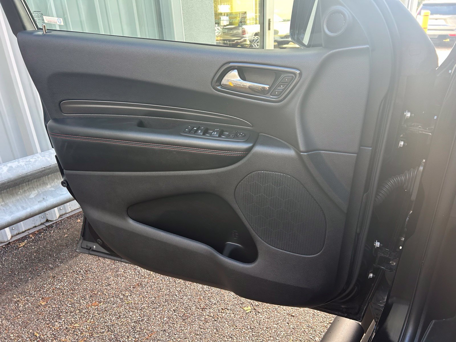 Used 2025 Dodge Durango GT AWD/4WD image 15