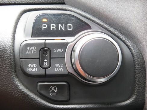 Certified 2025 RAM 1500 Big Horn AWD/4WD image 23