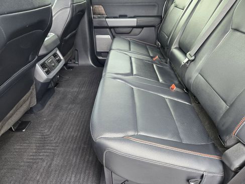 Used 2023 Ford F250 Lariat w/ Lariat Ultimate Package image 29