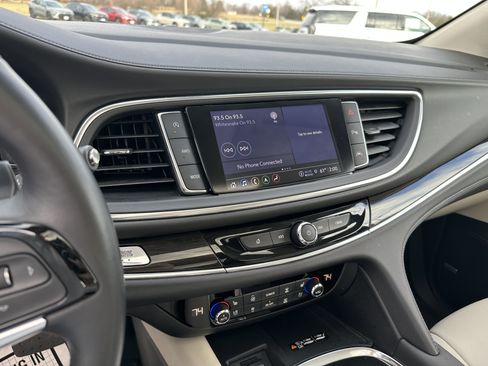 Used 2024 Buick Enclave Premium w/ Experience Buick Package image 21